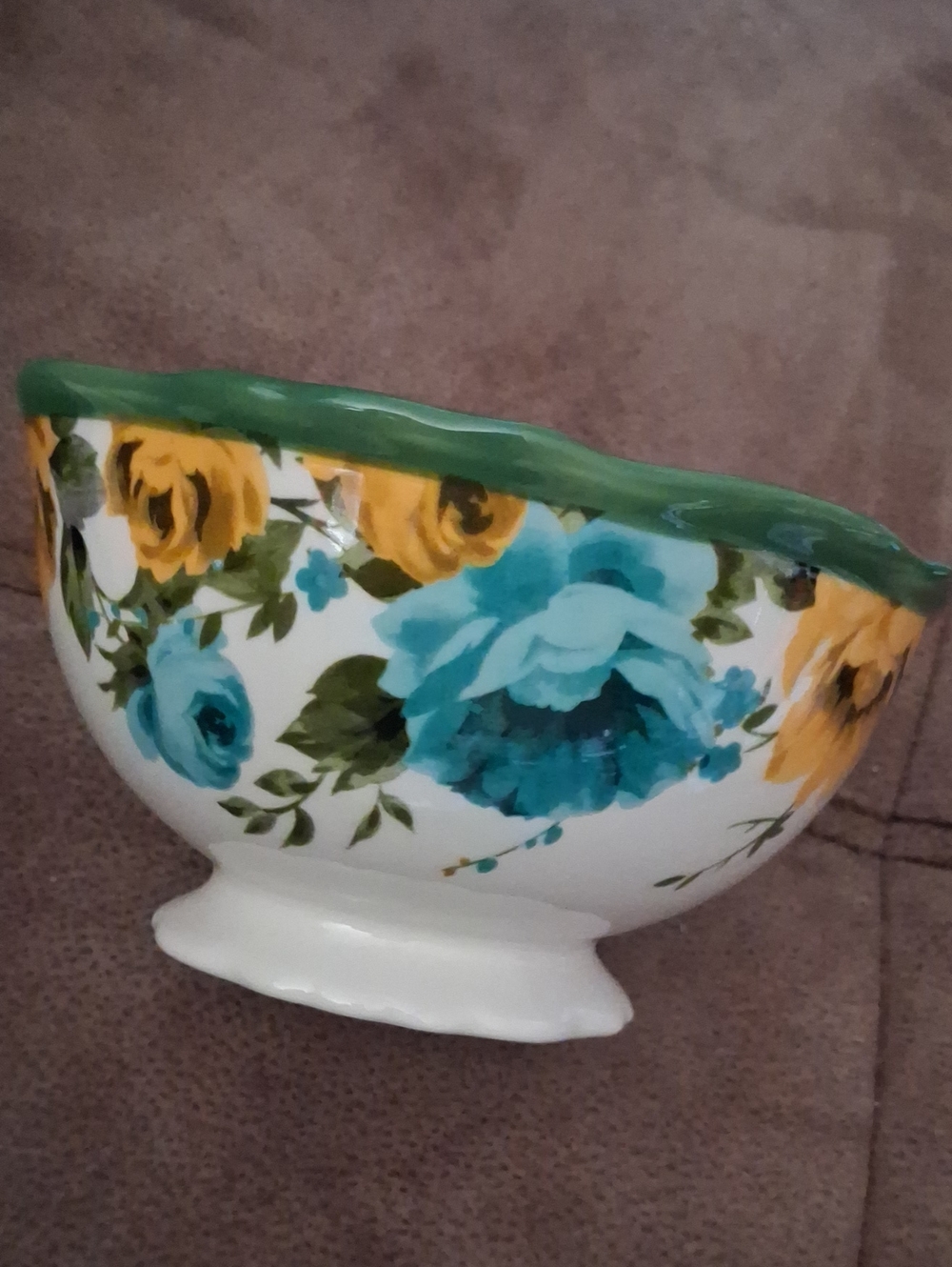 The Pioneer Woman Shadow Rose Floral Footed Bowl with Green Rim